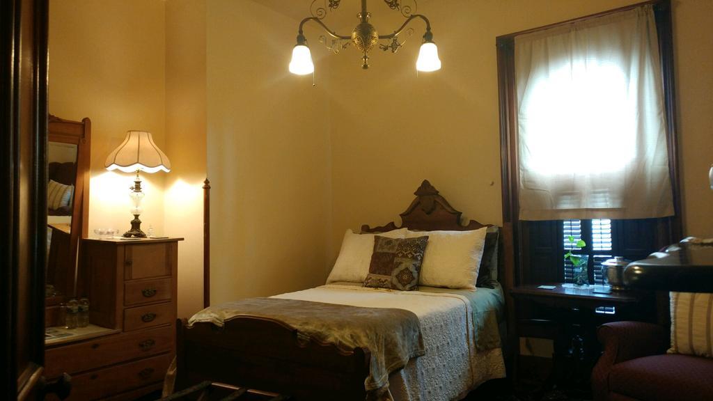 The Mitchell House Bed And Breakfast Circleville Kültér fotó